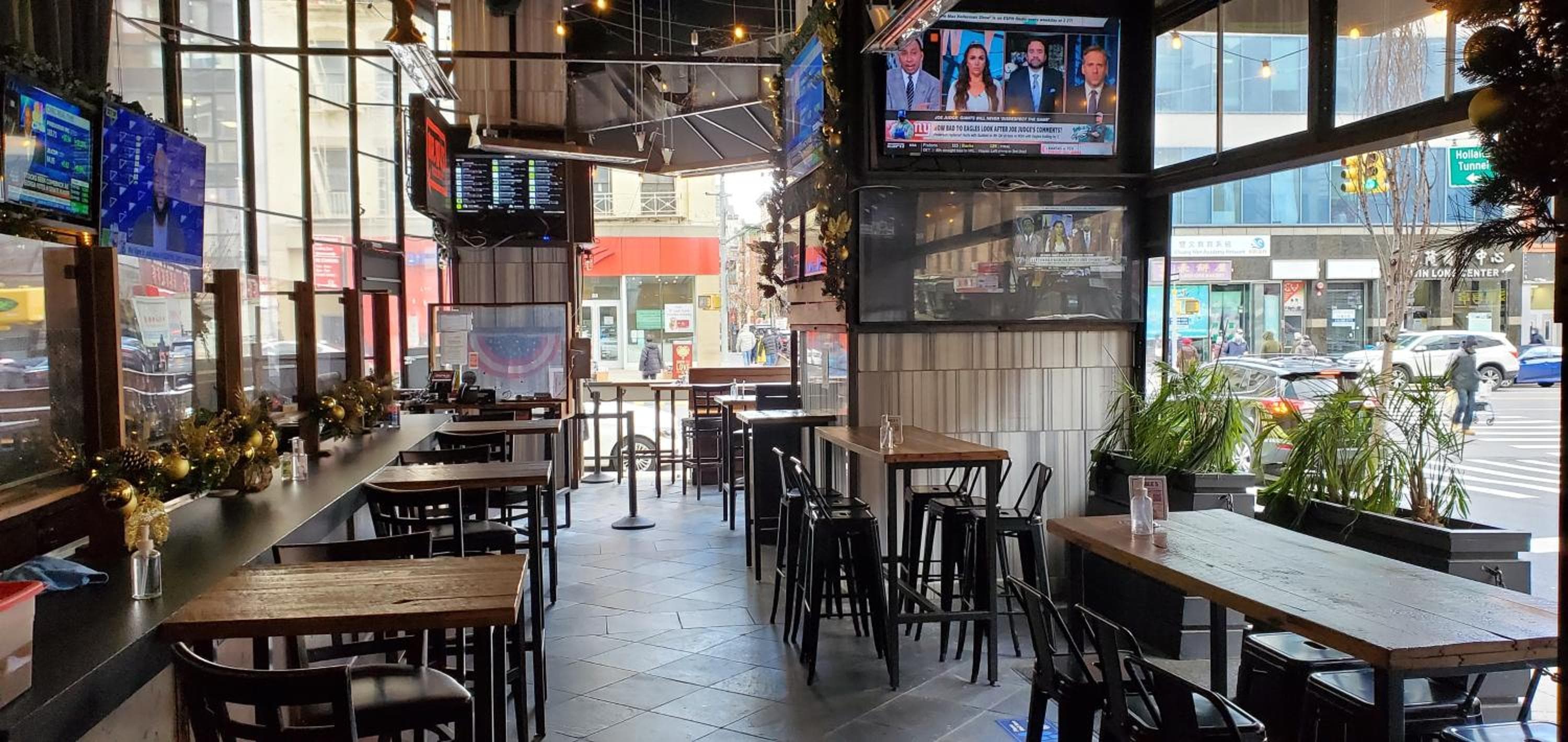 Wyndham Garden Chinatown