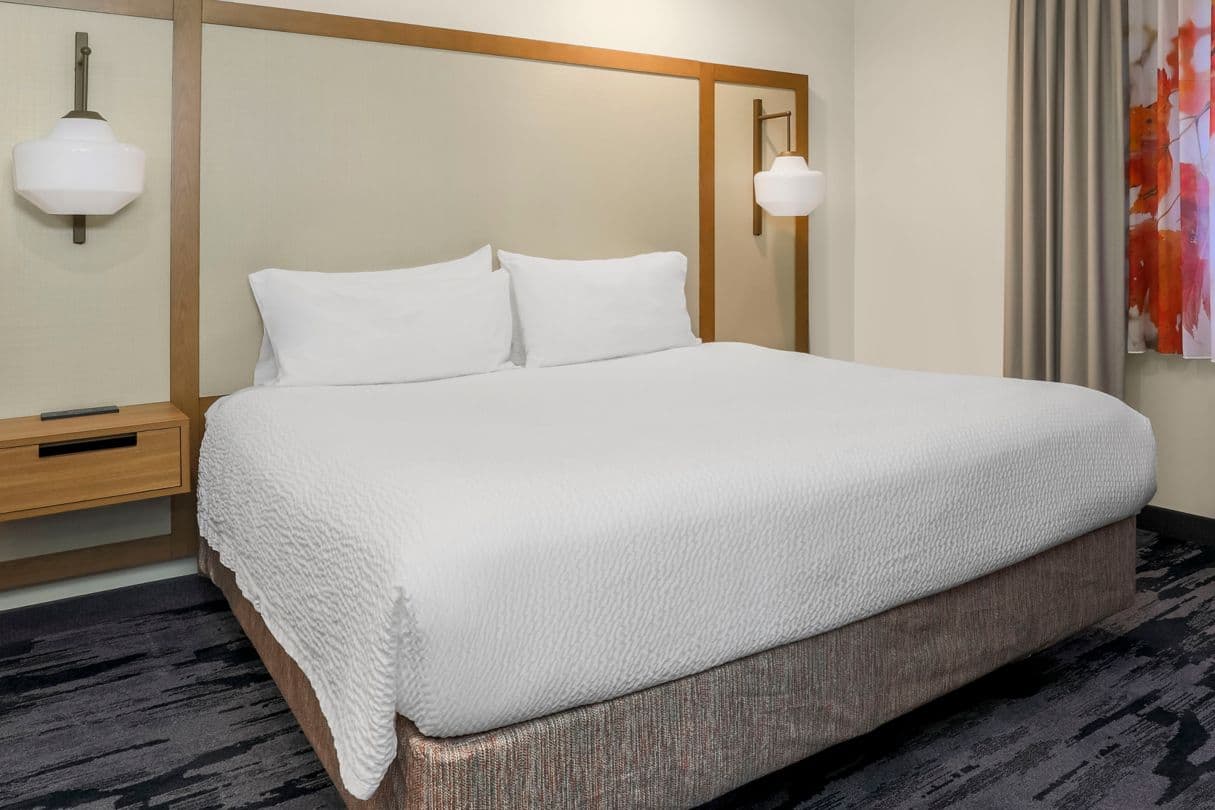 Fairfield Inn and Suites by Marriott San Jose Airport