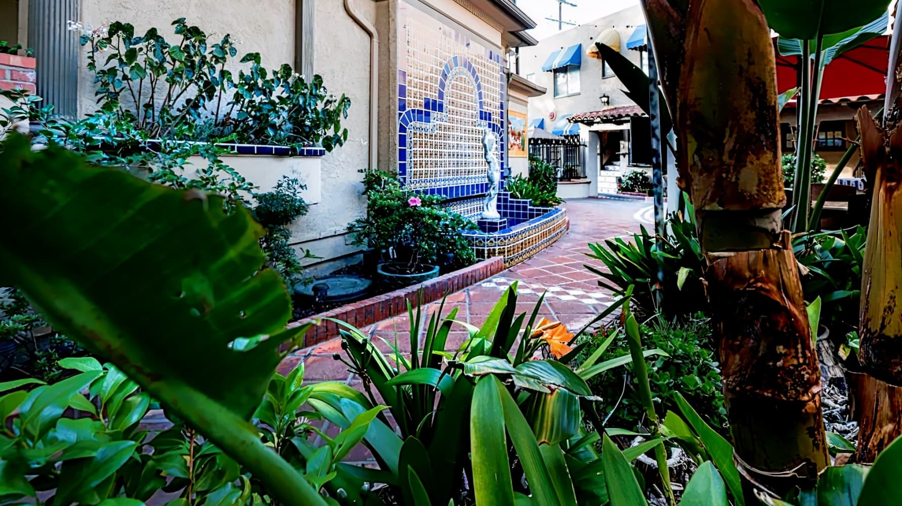 The El Cordova Hotel