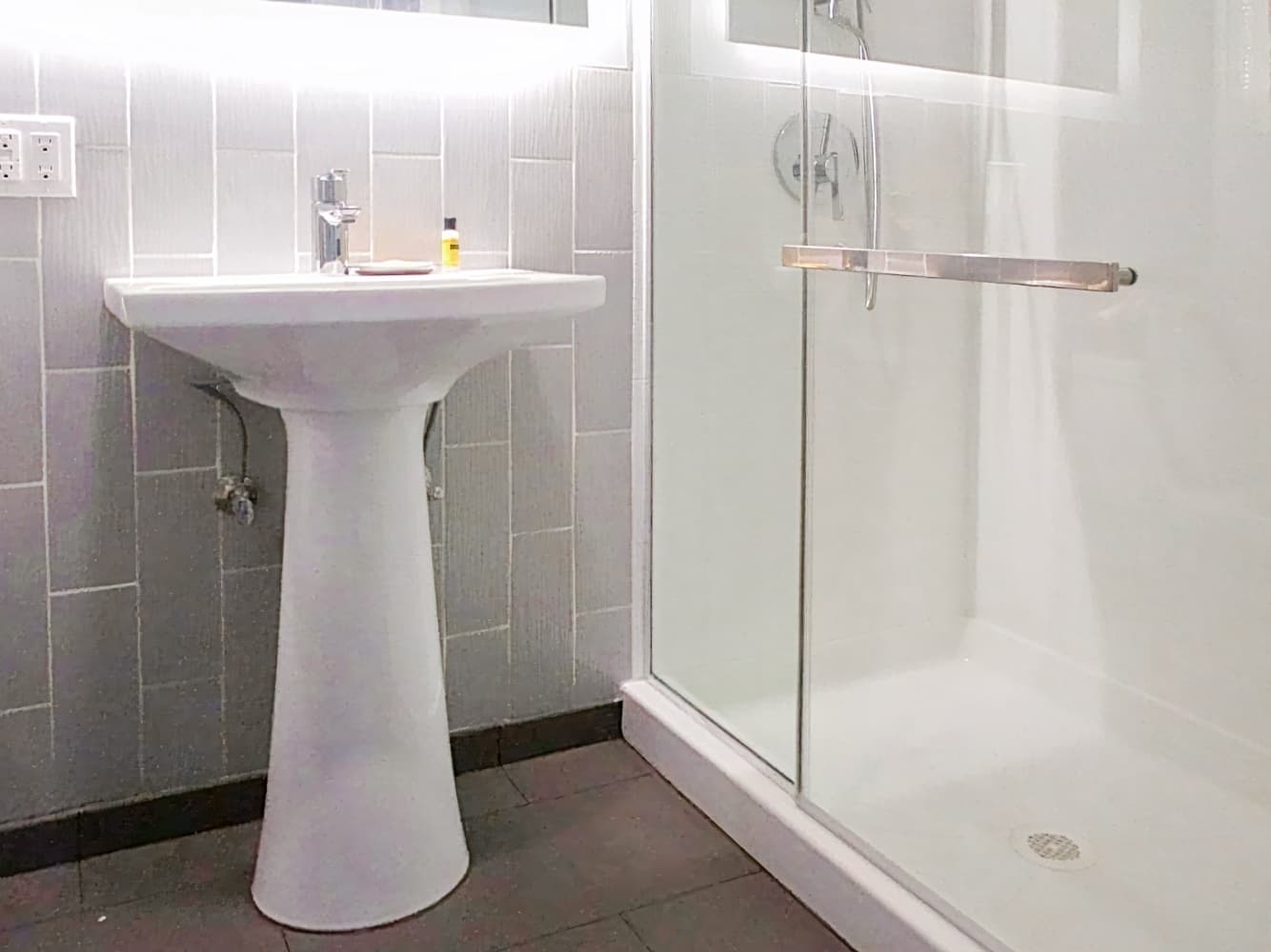 GLo Best Western Brooklyn NYC