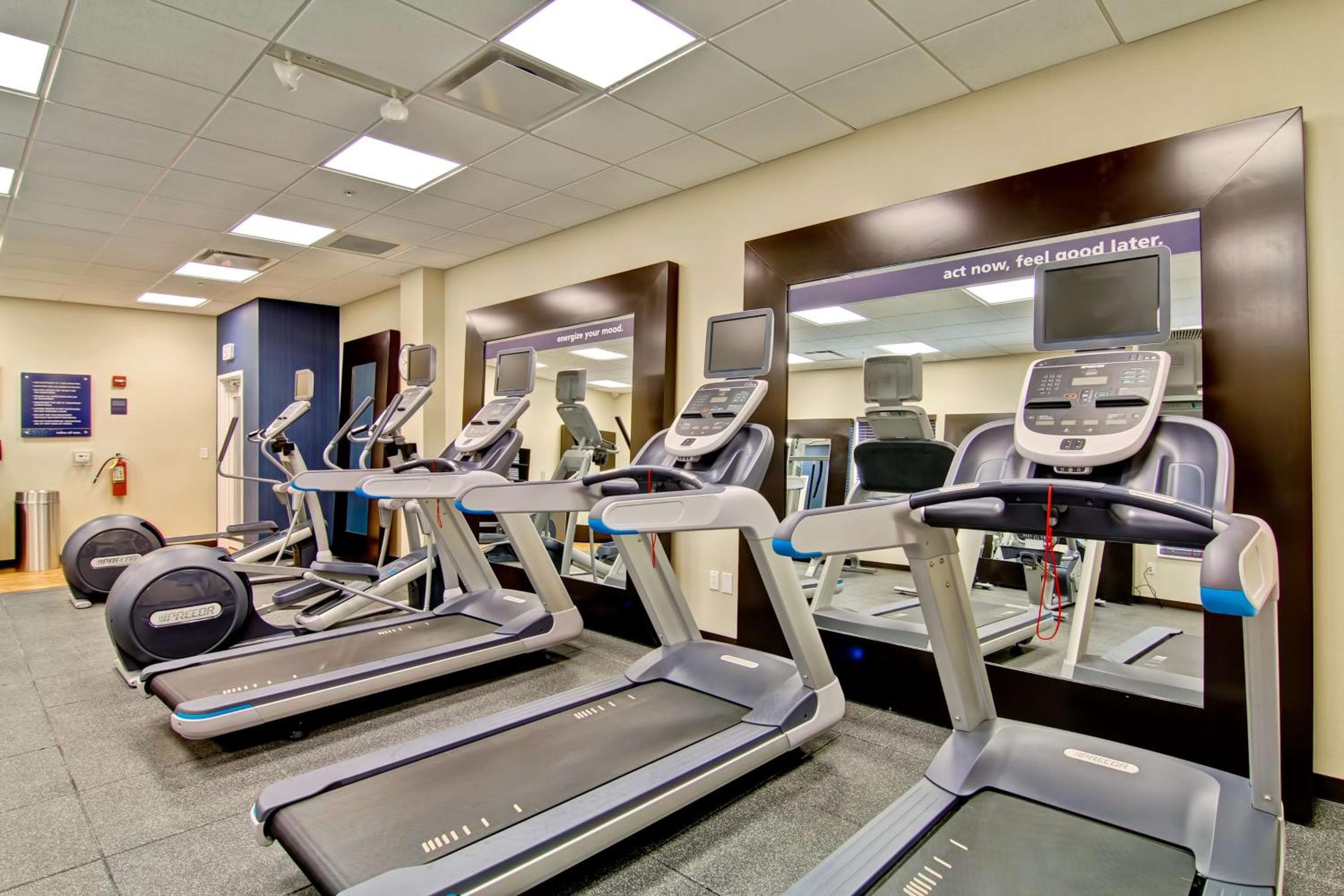 Hampton Inn & Suites Detroit/Troy