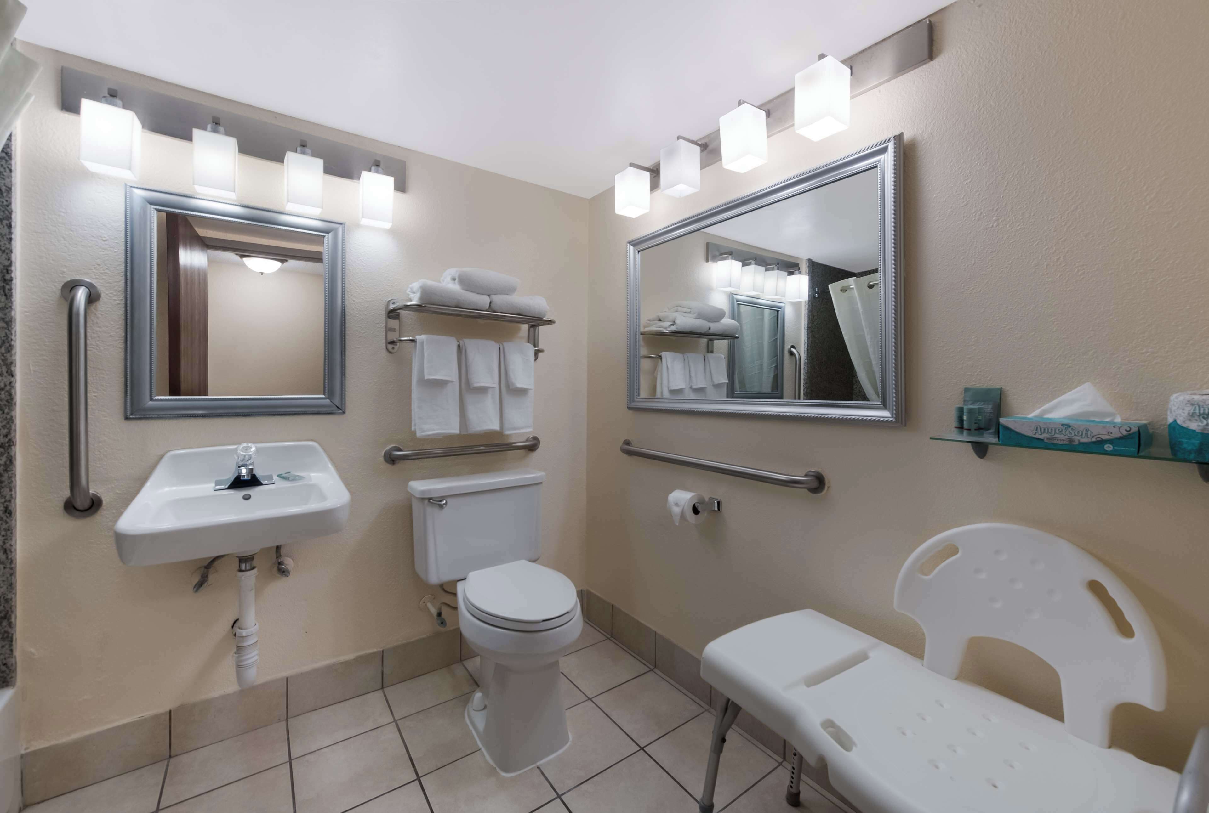 Best Western Hampton Coliseum Inn