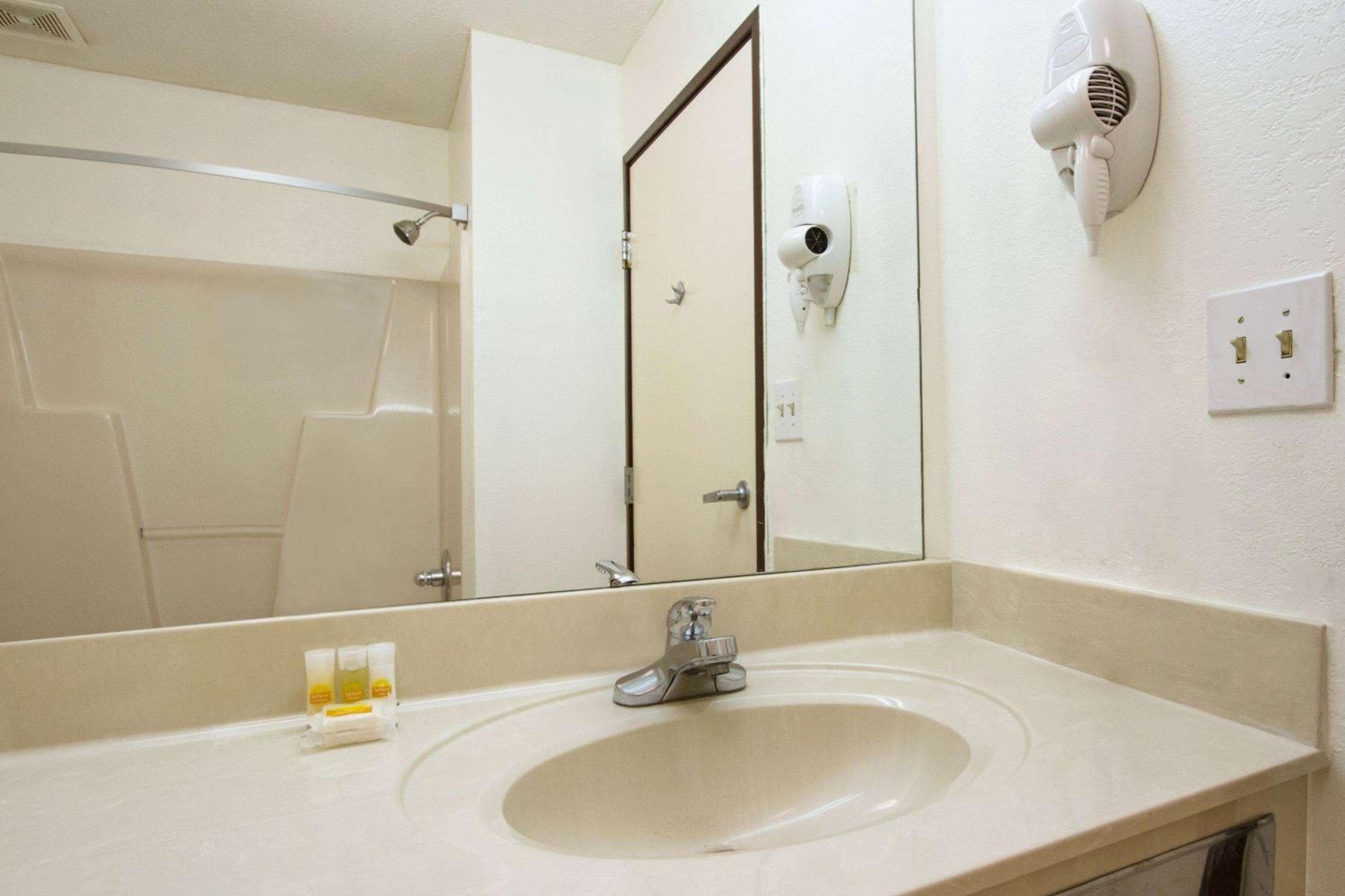 Days Inn by Wyndham Greenville South/Mauldin